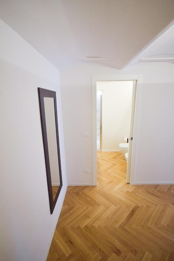 Sibilla Suite Apartment - Via Piella 14 Bologna Exterior photo